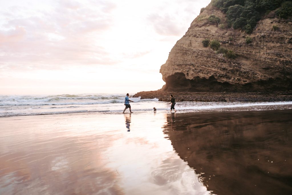 Love story unfolds: A Bethells Beach anniversary photoshoot captures the beauty of Mas and Huda's lasting bond.